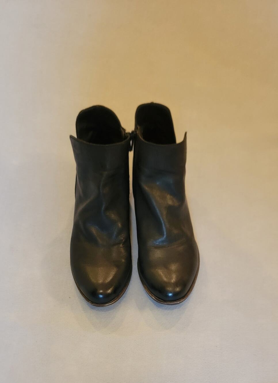 Lucky Brand Basel Black Leather Dual Zip Ankle Booties 9M
